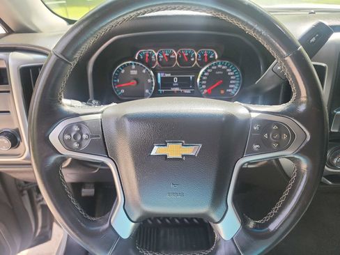 Used 2018 Chevrolet Silverado 1500 LT image 18