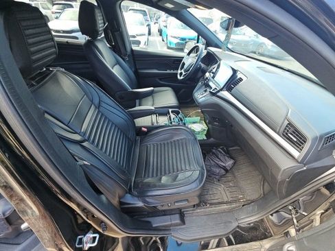 Certified 2023 Honda Odyssey Sport image 12