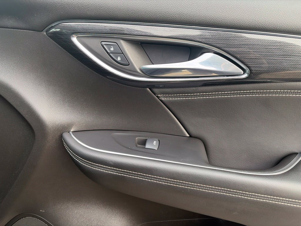Used 2023 Buick Envision Preferred FWD image 11
