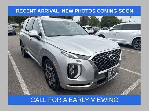 Used 2022 Hyundai Palisade Calligraphy w/ Winter Package FWD image 1