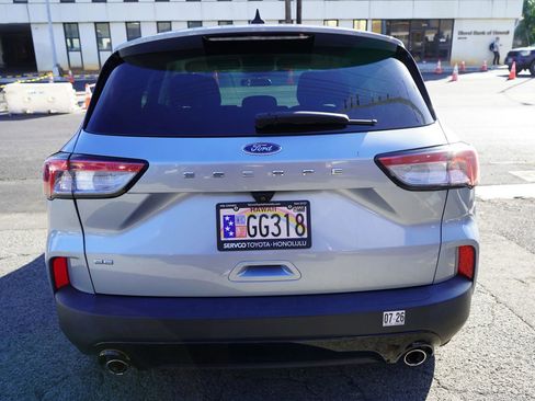 Used 2022 Ford Escape SE w/ SE Sport Appearance Package image 24