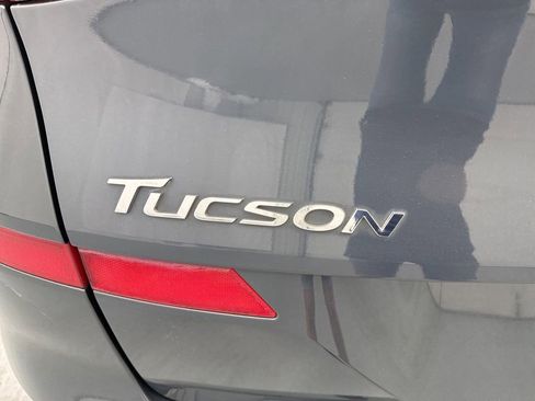 Used 2019 Hyundai Tucson SE FWD image 9