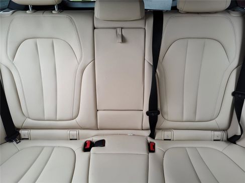 Certified 2022 BMW X5 sDrive40i w/ Premium Package image 28