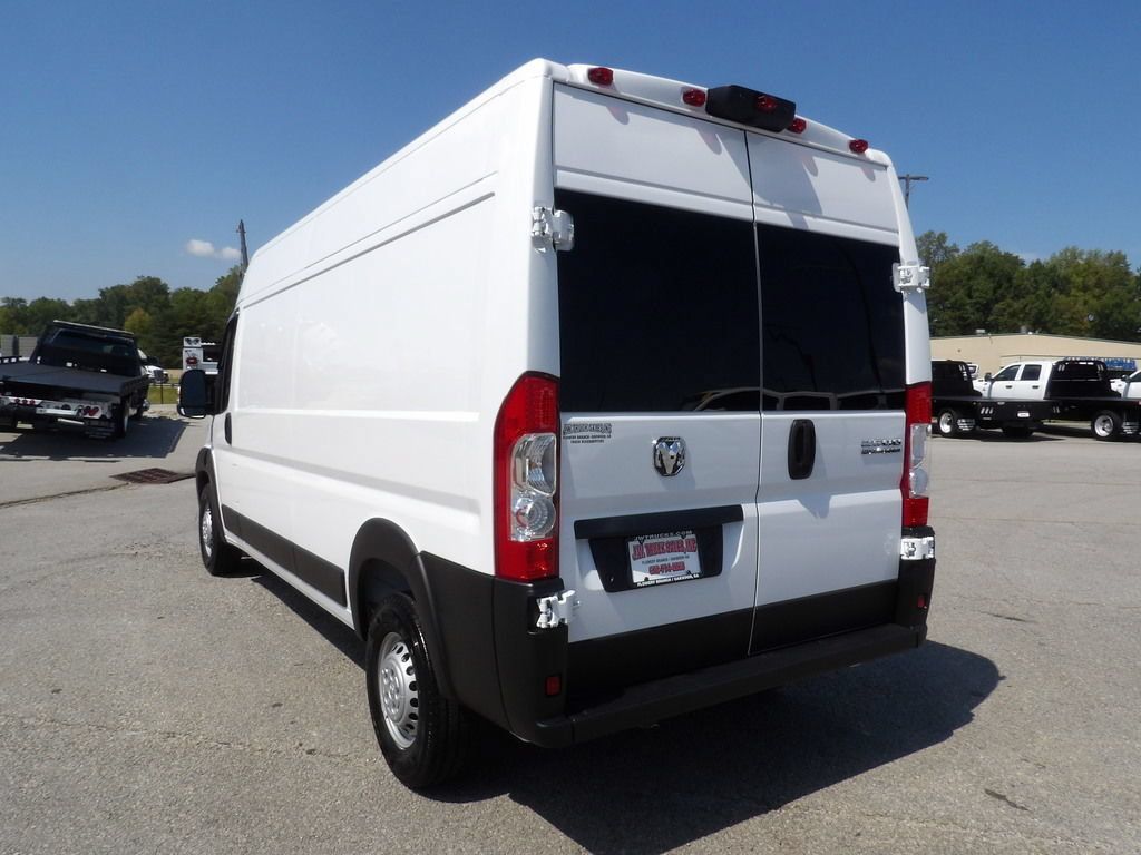 Used 2024 RAM ProMaster 2500 FWD image 5