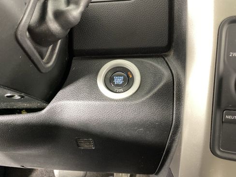 Used 2017 RAM 2500 Laramie w/ Convenience Group AWD/4WD image 27