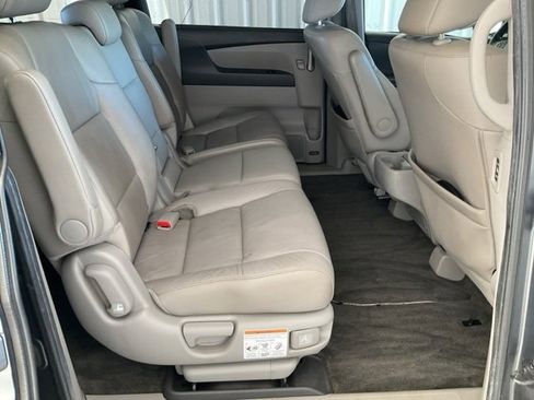 Used 2012 Honda Odyssey Touring image 26