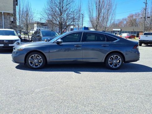 Used 2024 Honda Accord EX-L image 6