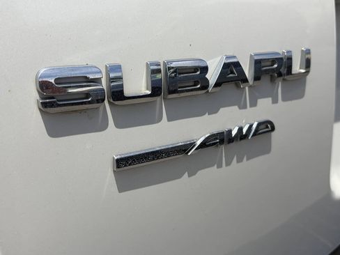 Used 2014 Subaru Outback 2.5i Limited AWD/4WD image 7