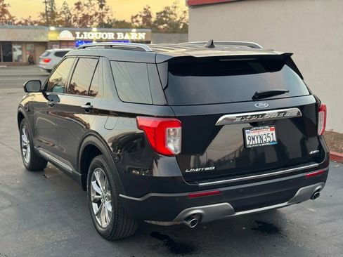 Used 2022 Ford Explorer Limited AWD/4WD image 4
