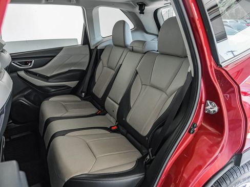 Used 2023 Subaru Forester Limited w/ Popular Package #2 image 32