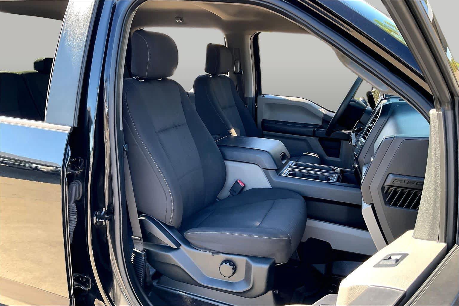 Used 2017 Ford F150 XL w/ Equipment Group 101A Mid AWD/4WD image 9