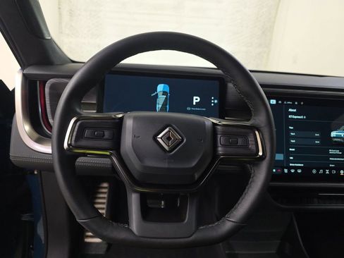 Used 2024 Rivian R1S Adventure image 6