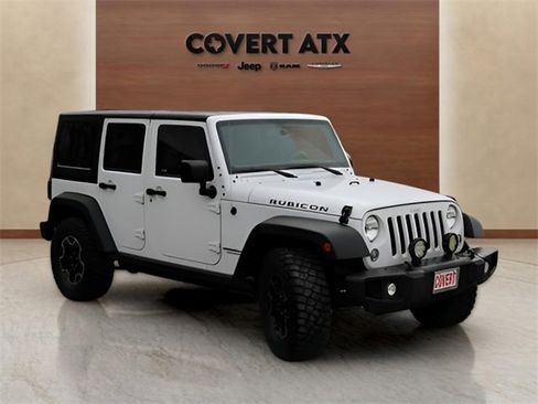 Used 2016 Jeep Wrangler Unlimited Rubicon w/ Connectivity Group image 7
