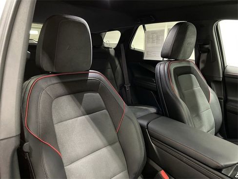 Certified 2025 Chevrolet Blazer EV RS image 19