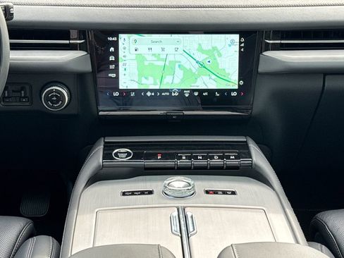 New 2025 Lincoln Navigator L Reserve image 18