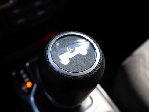 Used 2022 Jeep Wrangler Unlimited Sport image 26