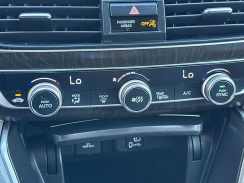 Used 2018 Honda Accord EX-L image 22