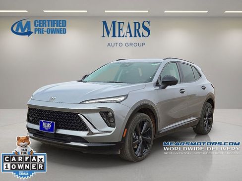 Used 2025 Buick Envision Sport Touring image 1