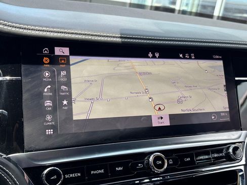 Used 2021 Bentley Flying Spur W12 AWD/4WD image 28