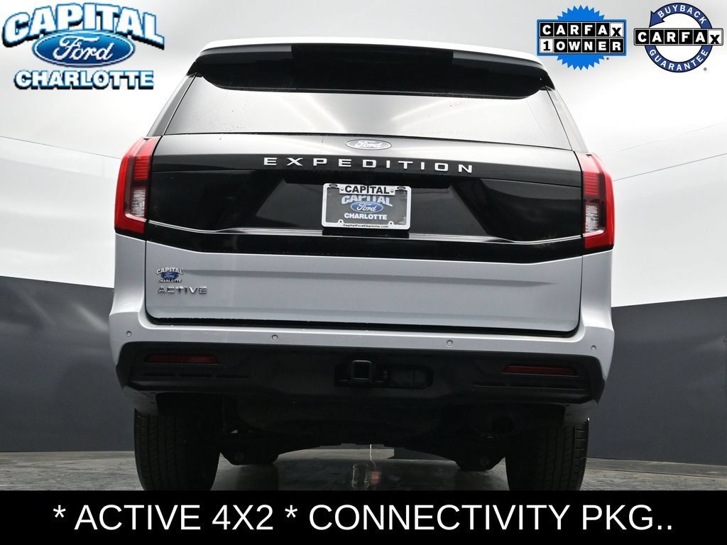 Used 2025 Ford Expedition Active RWD image 24