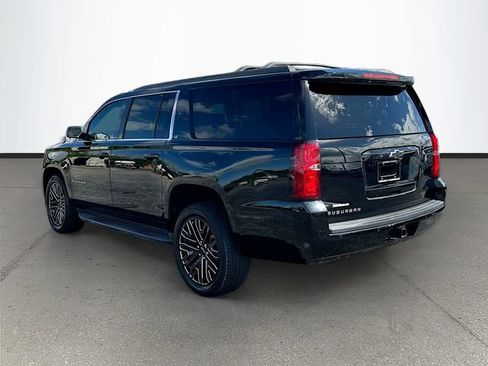 Used 2019 Chevrolet Suburban LT w/ LT Midnight Edition RWD image 28