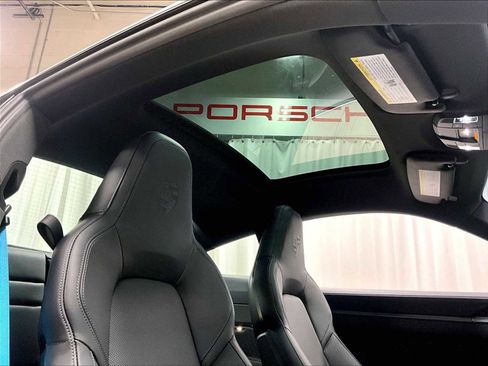 New 2026 Porsche 911 Carrera image 25