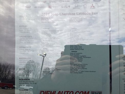 Used 2021 Jeep Cherokee Latitude Lux w/ Trailer Tow Group image 14