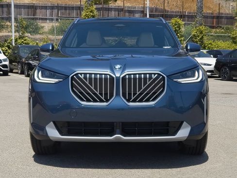 New 2026 BMW X3 xDrive30 w/ Convenience Package AWD/4WD image 2