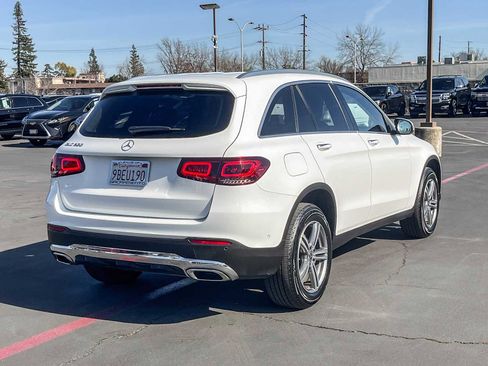 Used 2022 Mercedes-Benz GLC 300 image 4
