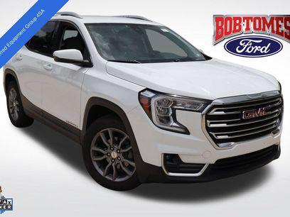 Used 2024 GMC Terrain SLT