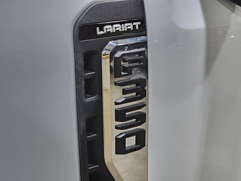Used 2024 Ford F350 Lariat AWD/4WD image 25