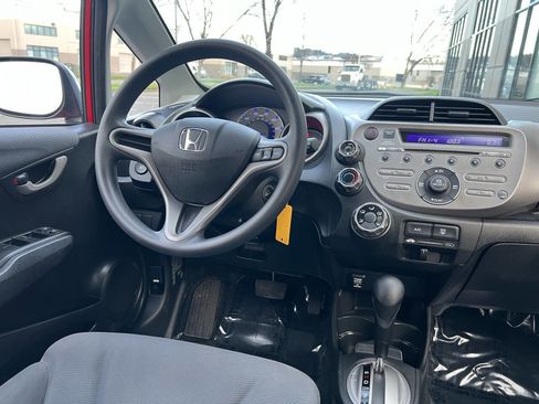 Used 2011 Honda Fit image 12