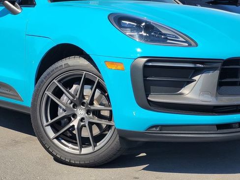 Used 2023 Porsche Macan Turbo AWD/4WD image 9