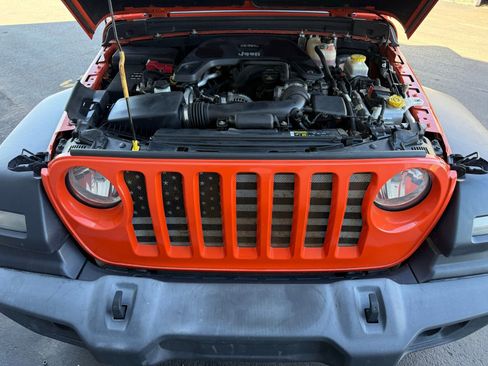 Used 2019 Jeep Wrangler Unlimited Sport S image 34