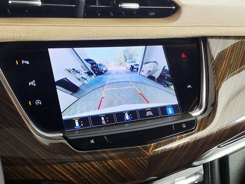 Used 2025 Cadillac XT6 Premium Luxury w/ Platinum Package AWD/4WD image 21