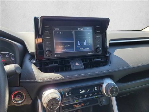 Used 2021 Toyota RAV4 XLE FWD image 19
