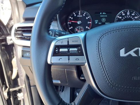 Certified 2022 Kia Telluride EX w/ EX Premium Package image 17