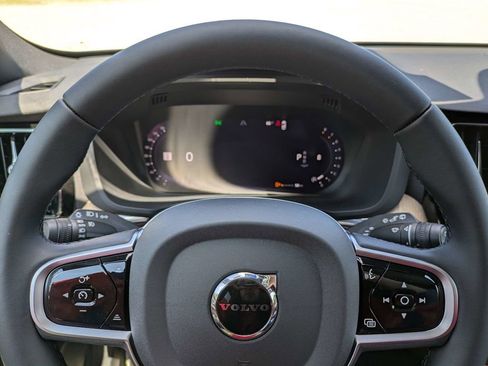 New 2026 Volvo XC60 B5 Plus w/ Protection Package Premier image 37