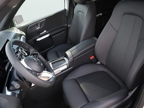 Certified 2026 Mercedes-Benz GLB 250 4MATIC image 34