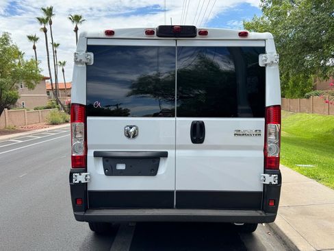 Used 2025 RAM ProMaster 2500 w/ U-Haul Equipment Group FWD image 4