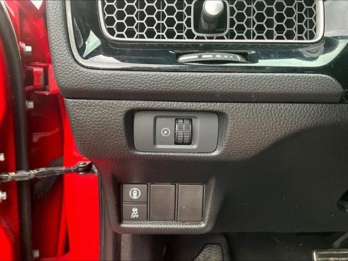 Used 2022 Honda Civic Sport image 14