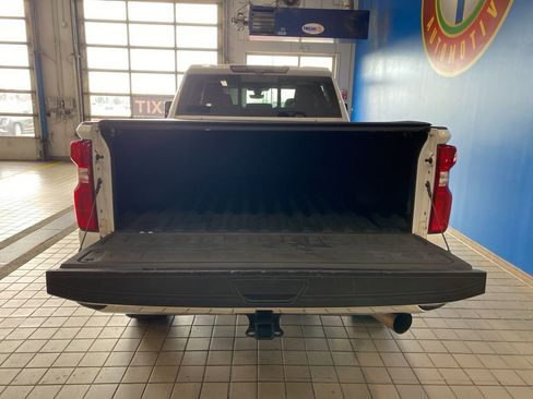 Used 2020 Chevrolet Silverado 3500 LTZ w/ LTZ Premium Package image 21