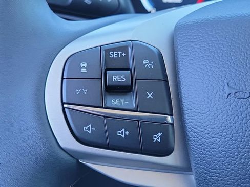 New 2026 Ford Explorer Active w/ Active Comfort Package image 8