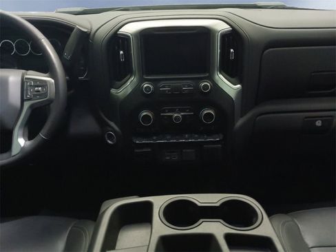 Used 2021 Chevrolet Silverado 2500 LTZ w/ Z71 Off-Road Package image 11