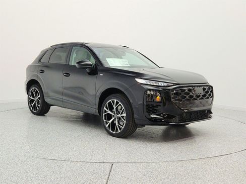 New 2026 Audi Q3 quattro 2.0T AWD/4WD image 3