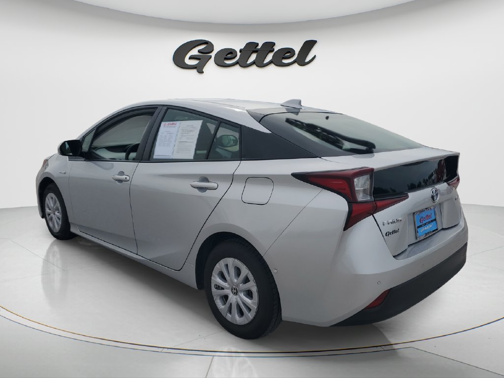 Used 2020 Toyota Prius LE FWD image 7