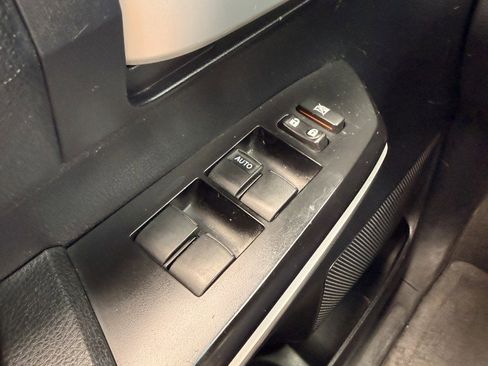 Used 2014 Toyota Tundra SR5 w/ TRD Off Road Package image 26