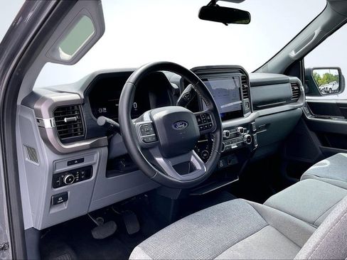 Used 2025 Ford F150 XLT w/ Equipment Group 301A Standard AWD/4WD image 19