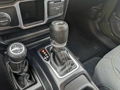 Used 2024 Jeep Wrangler Sport AWD/4WD image 24