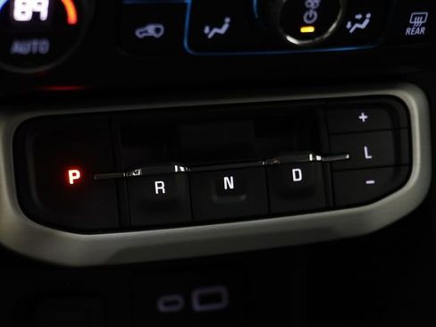 Certified 2023 GMC Acadia SLE w/ Elevation Edition image 12